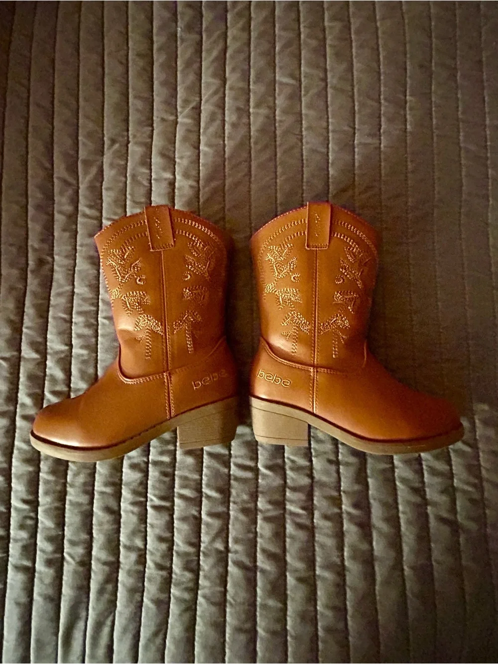Bebe Tan Embroidered Western Boots girls 8T